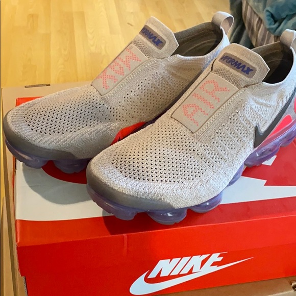 nike vapormax size 10.5